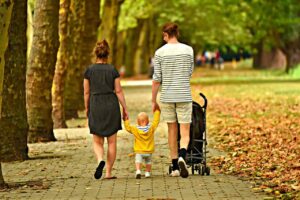 parents with baby 